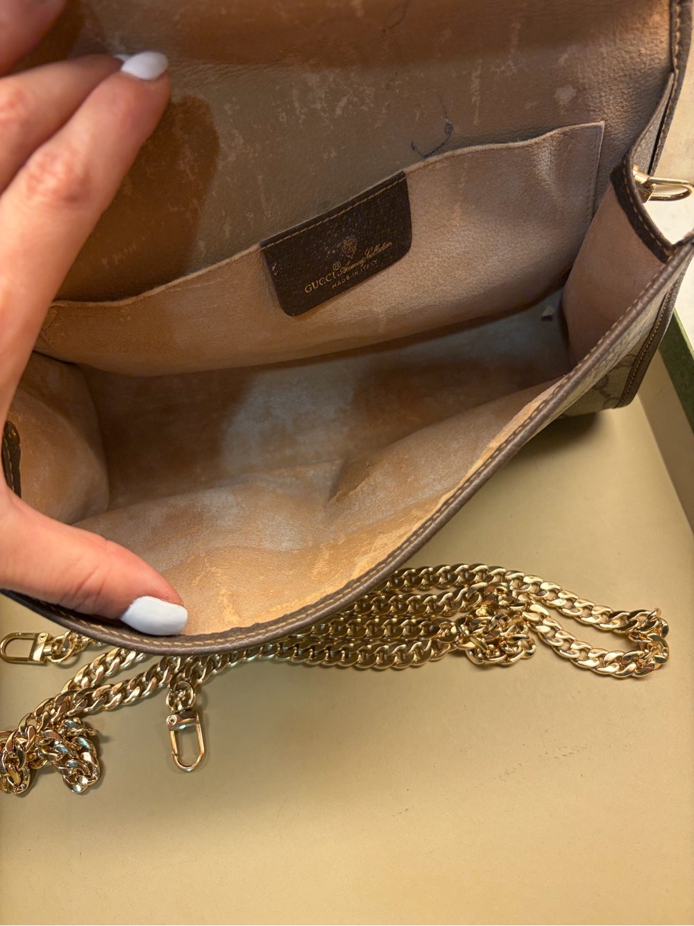 Gucci Beige GG Canvas Shoulder Bag - Picture 9 of 12